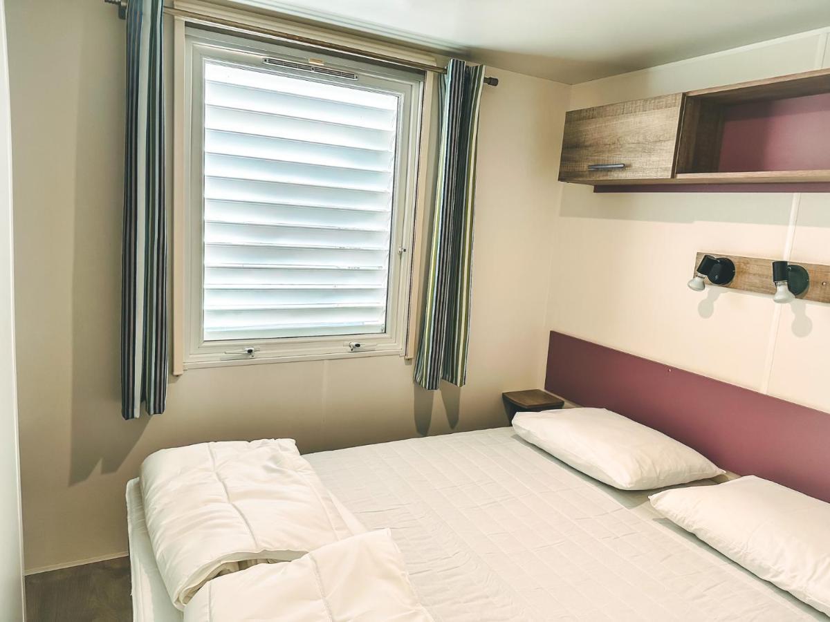 3 Bedroom Chalets Camping Lei Suves - Joycasa Roquebrune-sur-Argens Buitenkant foto