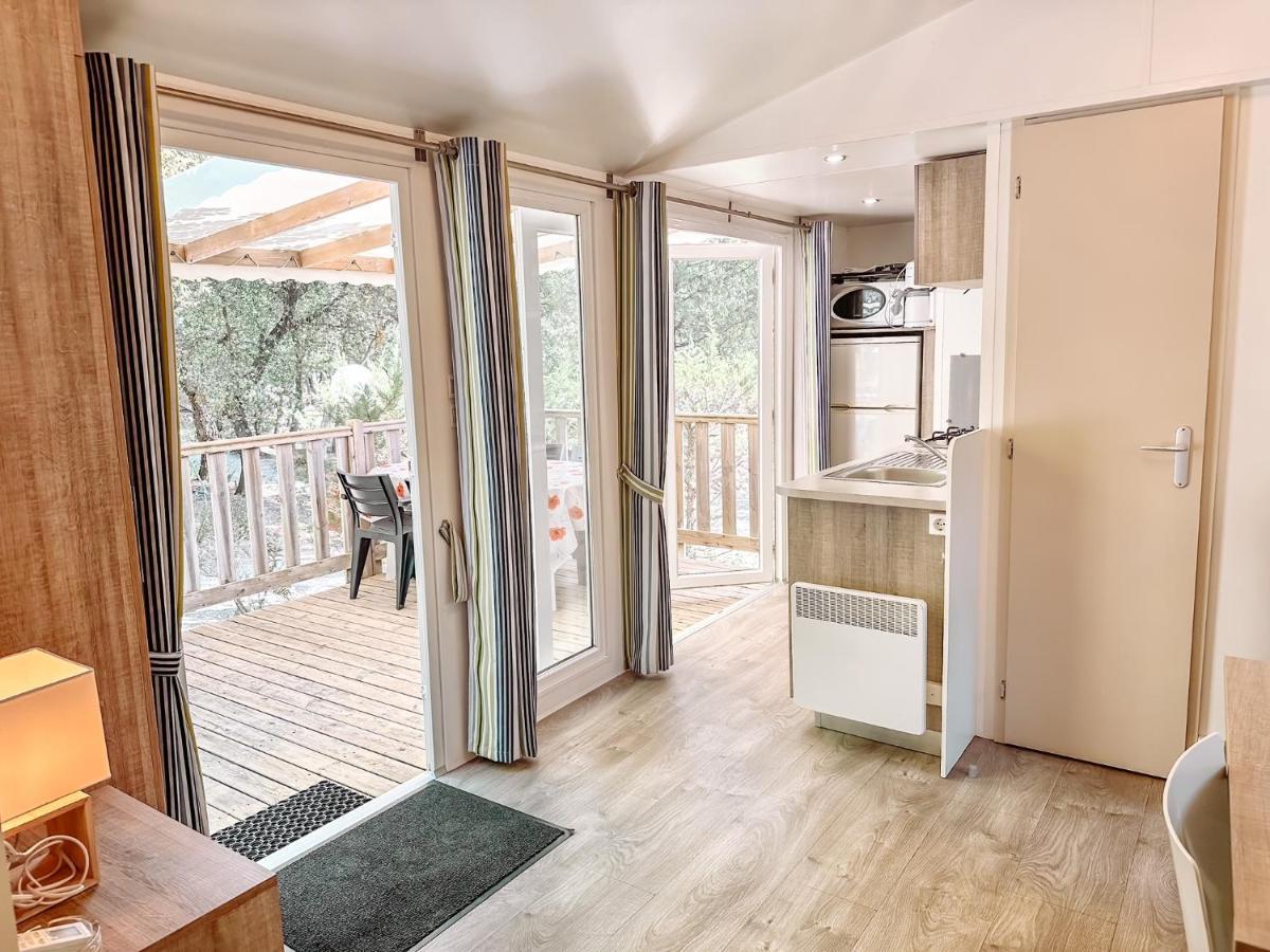 3 Bedroom Chalets Camping Lei Suves - Joycasa Roquebrune-sur-Argens Buitenkant foto